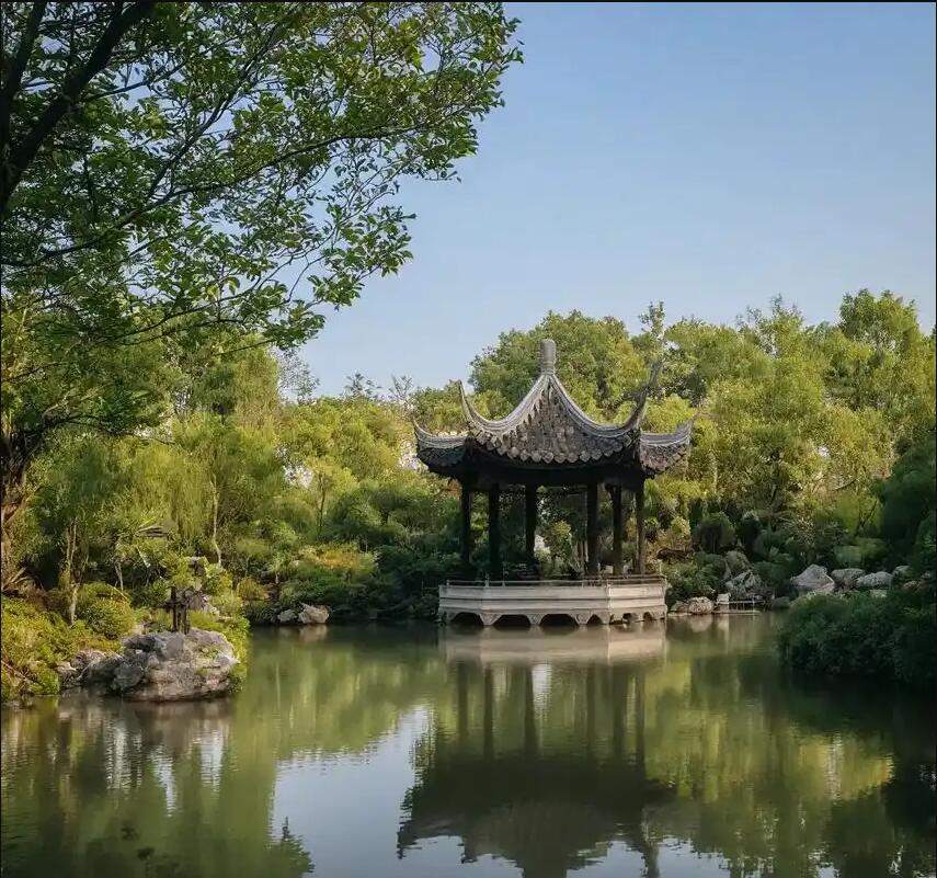 吉林凌雪餐饮有限公司